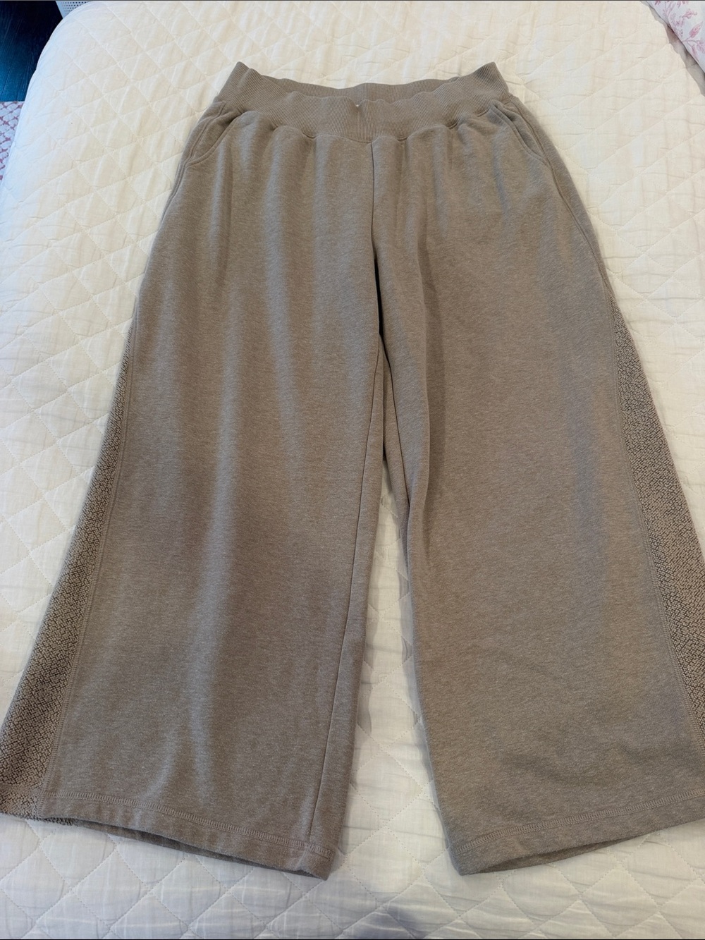 aerie Taupe Wide-Leg Lounge Pants with Textured Side Panels